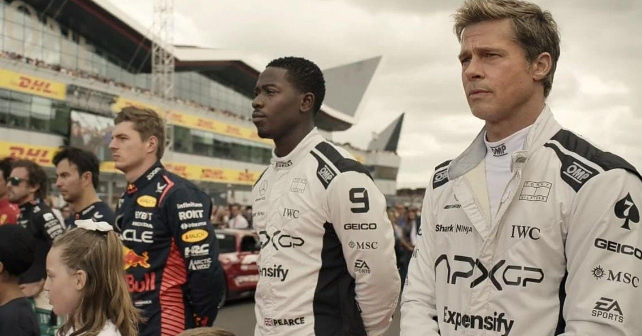 Brad Pitt es uno de los pilotos de la escudería Apex, equipo ficticio para la película 'F1'. (Foto: IMDB)