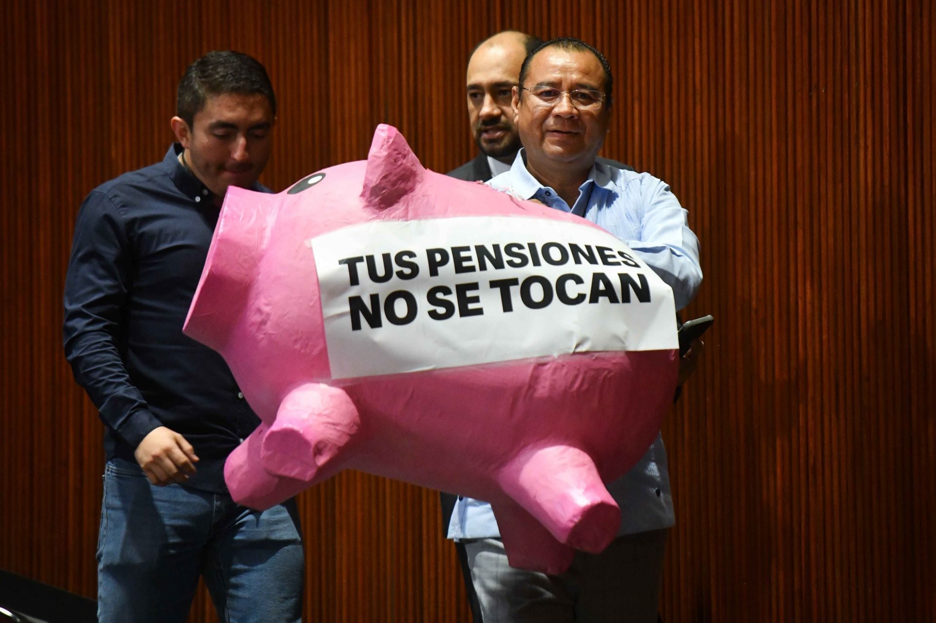 La oposición ha criticado la creación del Fondo de Pensiones del Bienestar.