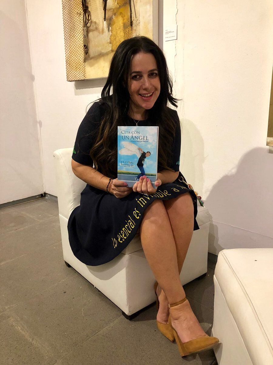 Verónica Martínez Sentíes escribió un libro llamado 'Cita con un Ángel'. (Foto: X / @cancerwarriors_)