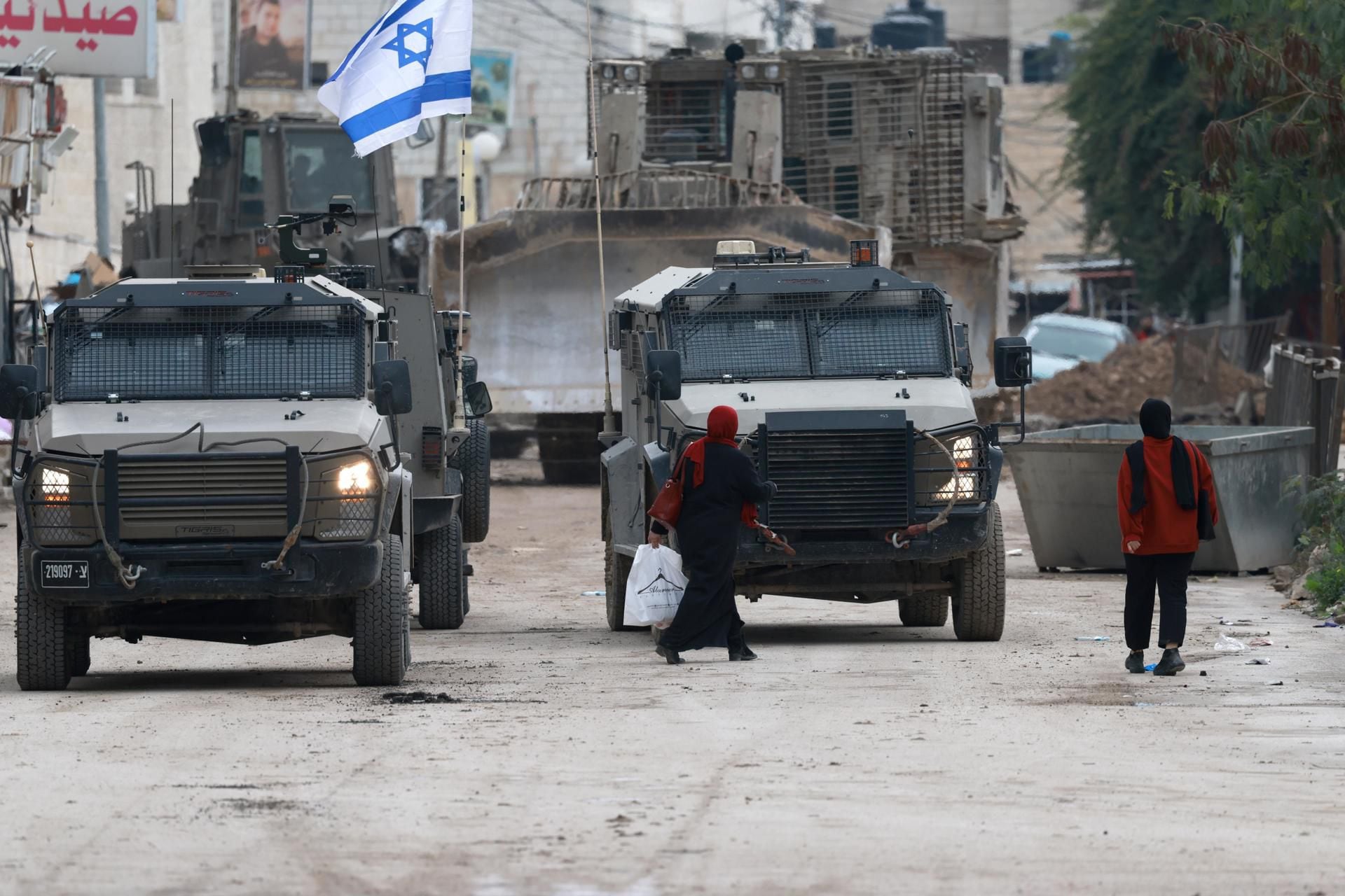 ¿Y el alto al fuego? Israel ataca la ciudad de Yenín, en Cisjordania