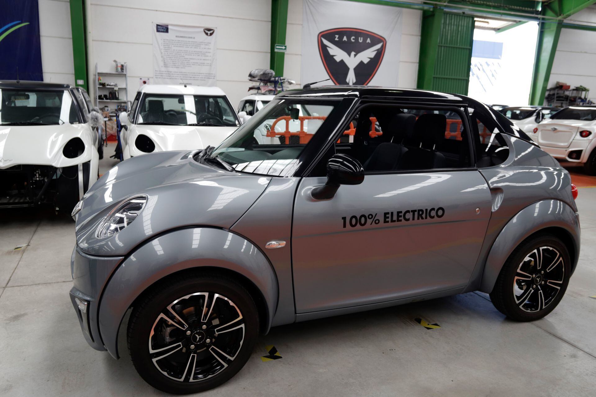 La fábrica se ensamblaje del auto eléctrico mexicano Zacua se ubica en la capital poblana.