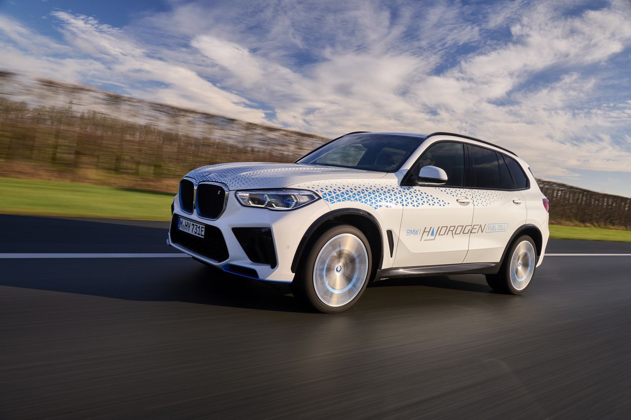 Contacto BMW iX5 FCEV: ¿el hidrógeno es el futuro?