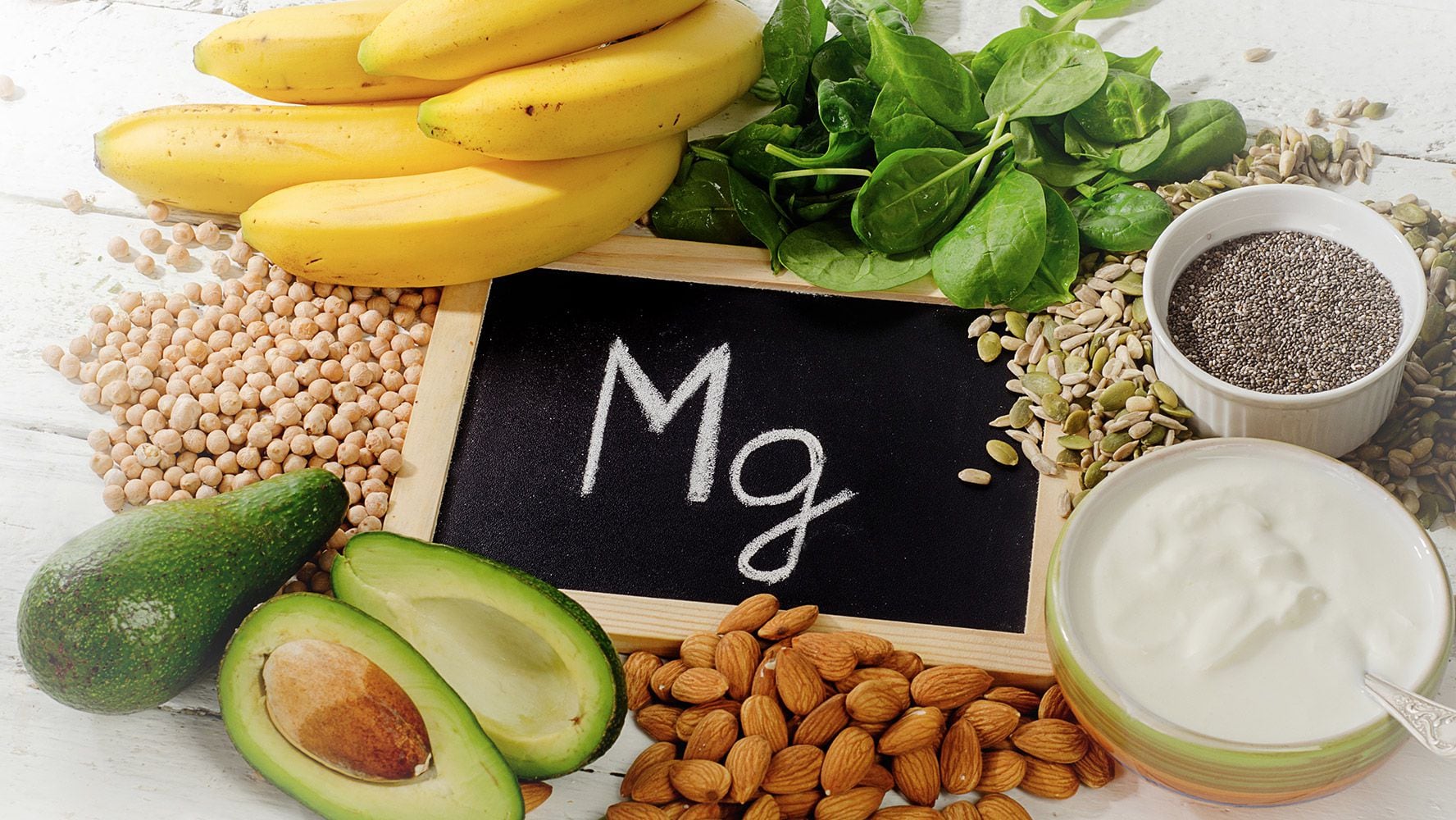 Alimentos como los cereales integrales, el aguacate o las verduras de hoja verde contienen magnesio, que tiene varios beneficios para la salud. (Foto: Shutterstock)