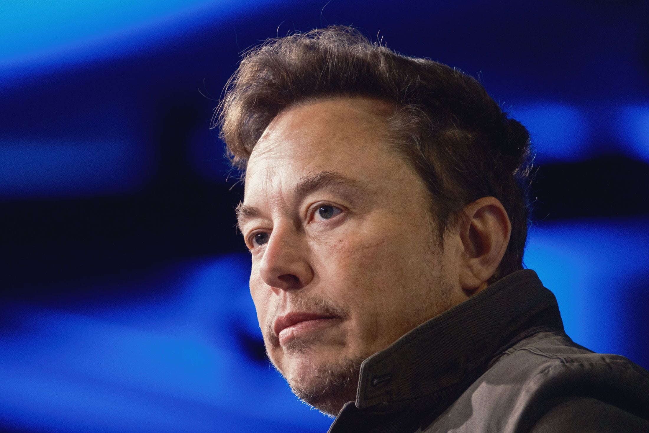 ¿Por qué Elon Musk ya no es el hombre más adinerado del mundo? 
