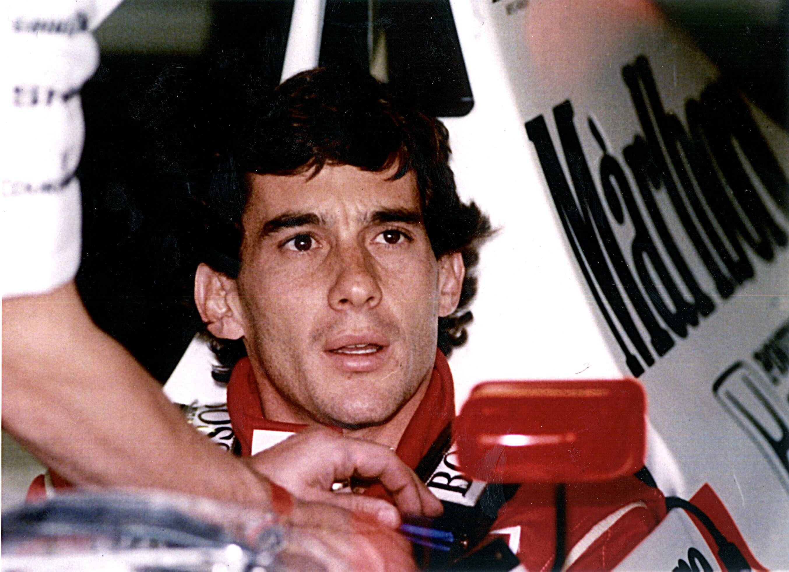 Ayrton Senna da Silva fue un piloto de F1 que falleció en una carrera.