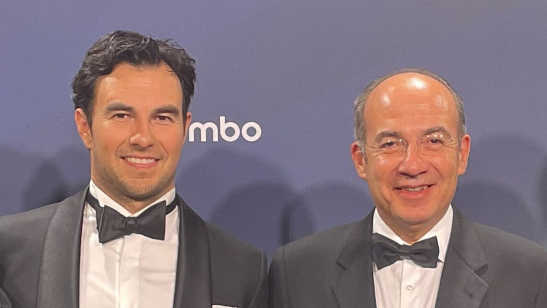 ‘Checo’ Pérez recibió reconocimiento en Gala de la FIA 2022; Felipe Calderón lo acompañó