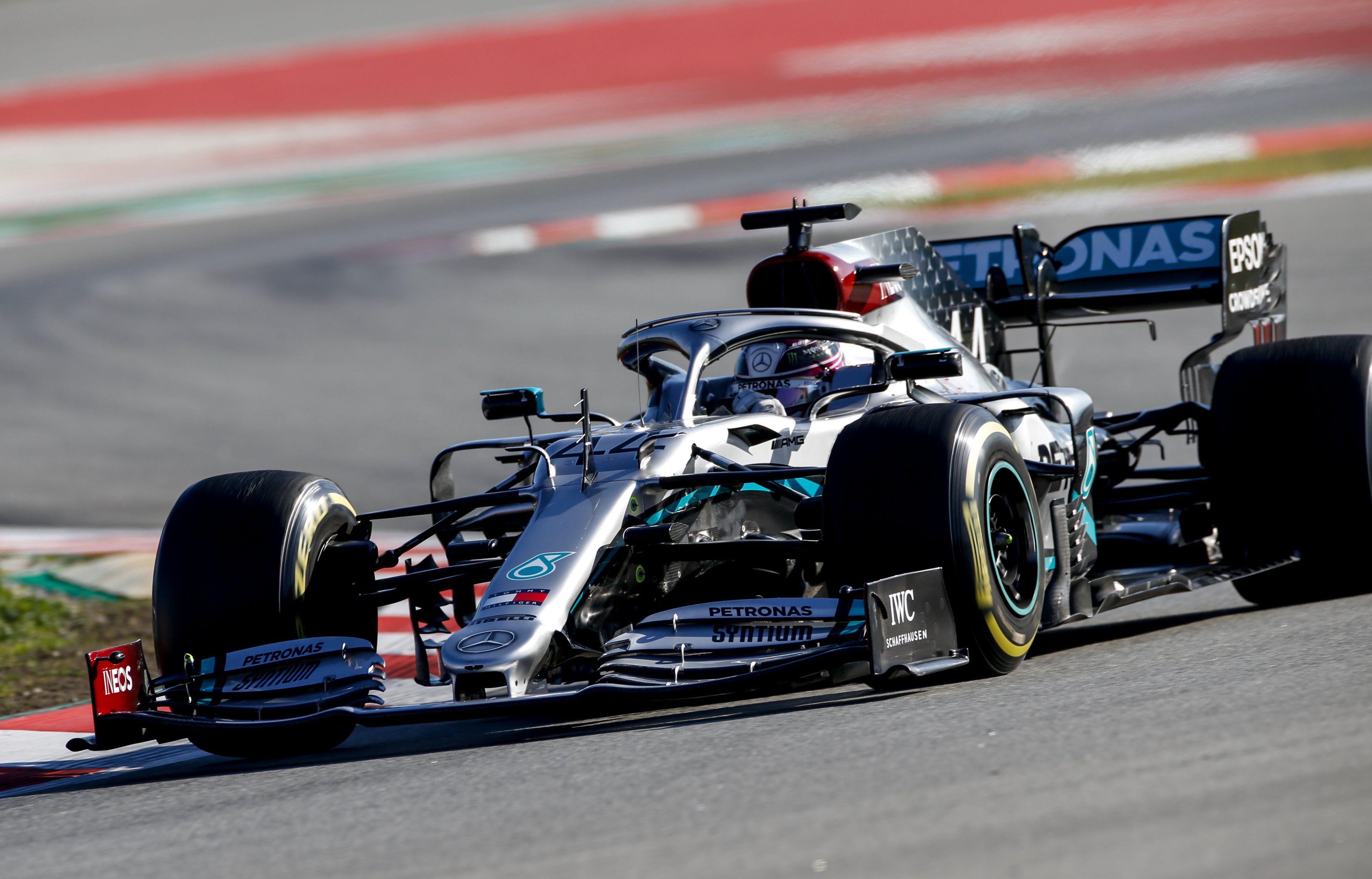 F1: Mercedes muestra primera imagen del monoplaza que competirá en el 2022