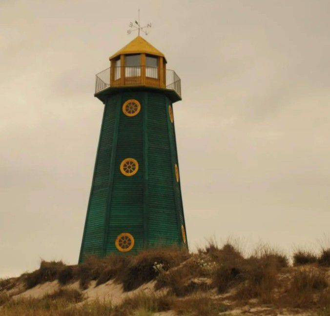 El faro es un edificio relacionado con la trama de la película 'El castillo de arena'.. (Foto: IMDB)