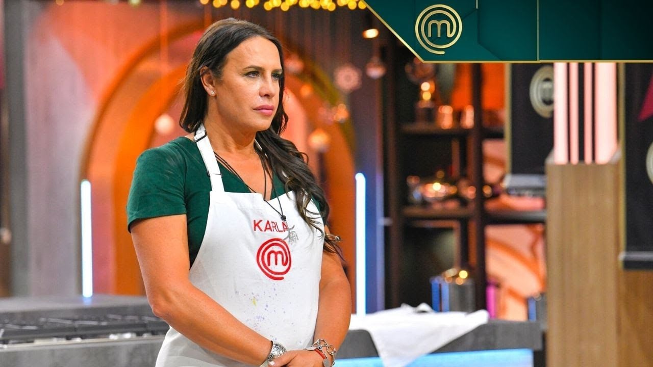 Karla Sofía Gascón fue la última eliminada de MasterChef Celebrity 2022. (Foto: Captura YouTube MasterChef México)