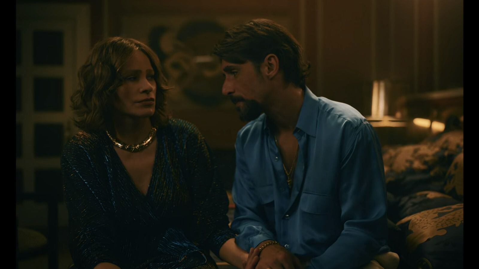 Darío Sepúlveda (Alberto Guerra) y Griselda Blanco (Sofía Vergara) en la serie de Netflix. (Foto: Netflix)