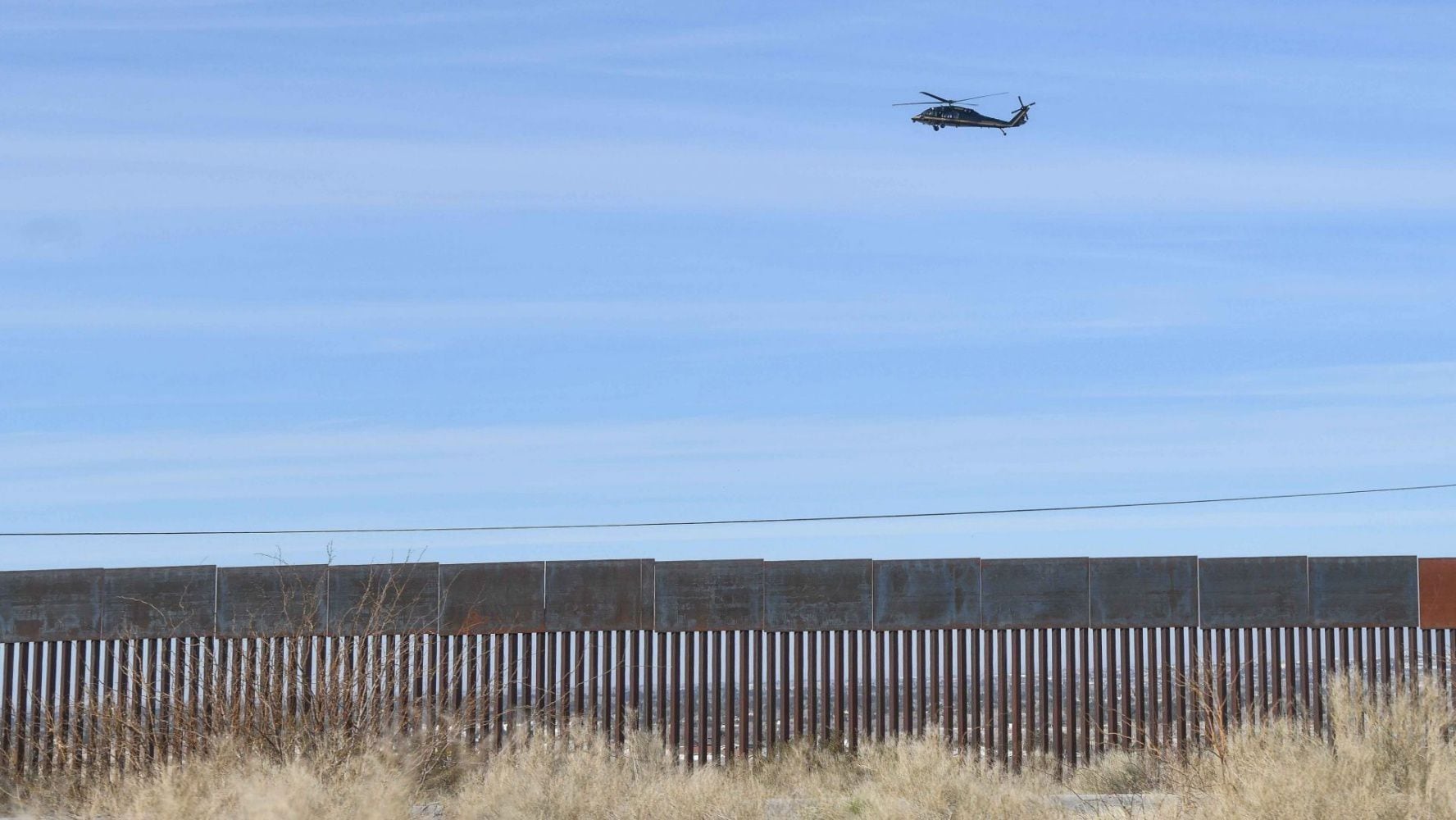 Presencia de helicópteros y camionetas de protección fronteriza de los Estados Unidos, y del Departamento de Seguridad Pública de Texas. FOTO: CUARTOSCURO.COM