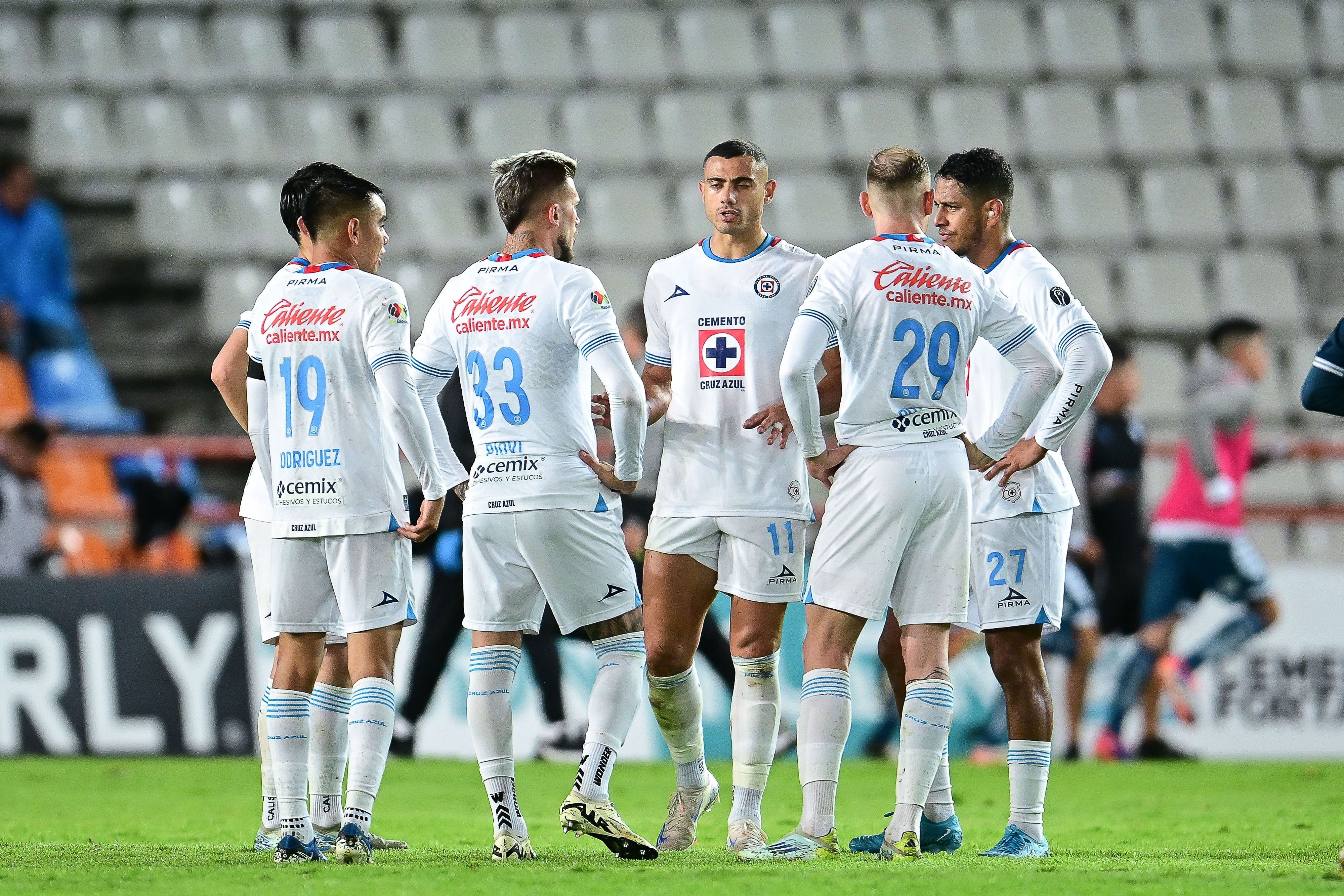 Suena el silbatazo inicial y arranca la Jornada 15 de la Liga MX donde, a tres partidos para el final del Apertura 2024, los diferentes equipos buscan la victoria para mejorar su lugar en la tabla de 