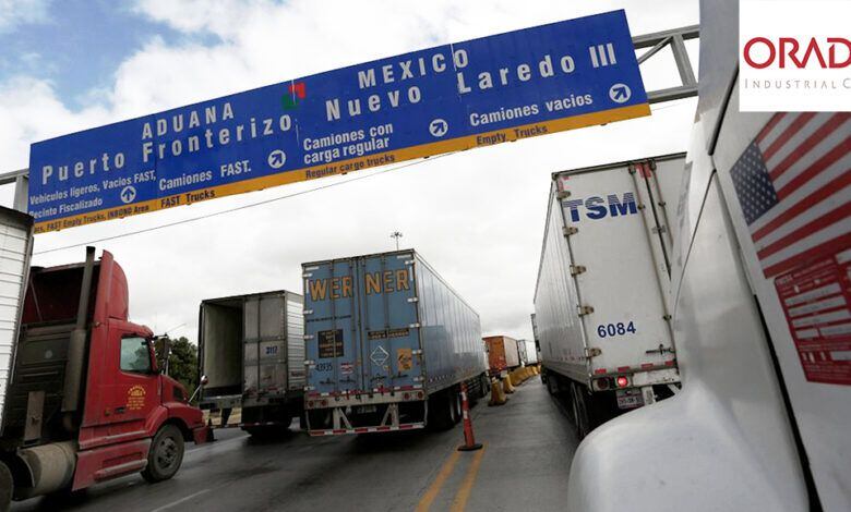 Frontera México-EU: Falla en sistema de aduanas deja varados a 10 mil camiones