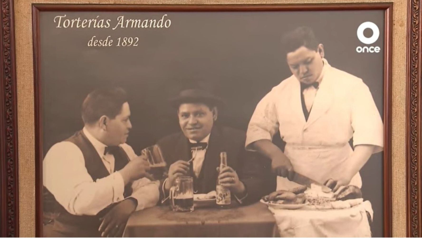 Armando Martínez Centurión comenzó a vender tortas en 1892. (Foto: YouTube / Aquí nos tocó vivir / Canal Once)