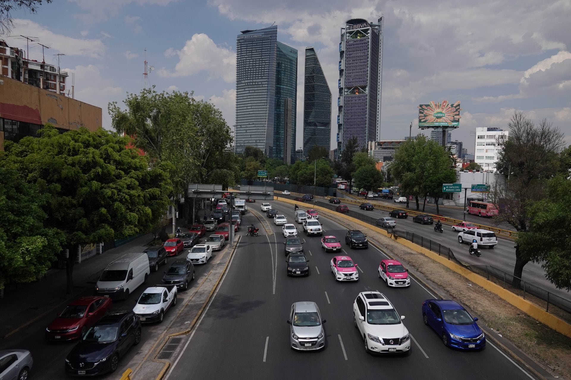 Toca transporte: Hoy No Circula para este martes 18 de marzo en CDMX y Edomex