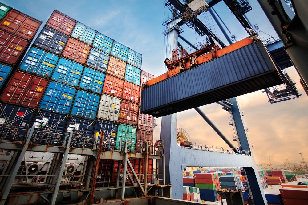 Exportaciones tiene un ‘rebote’ en abril y México se afianza como principal socio comercial de EU