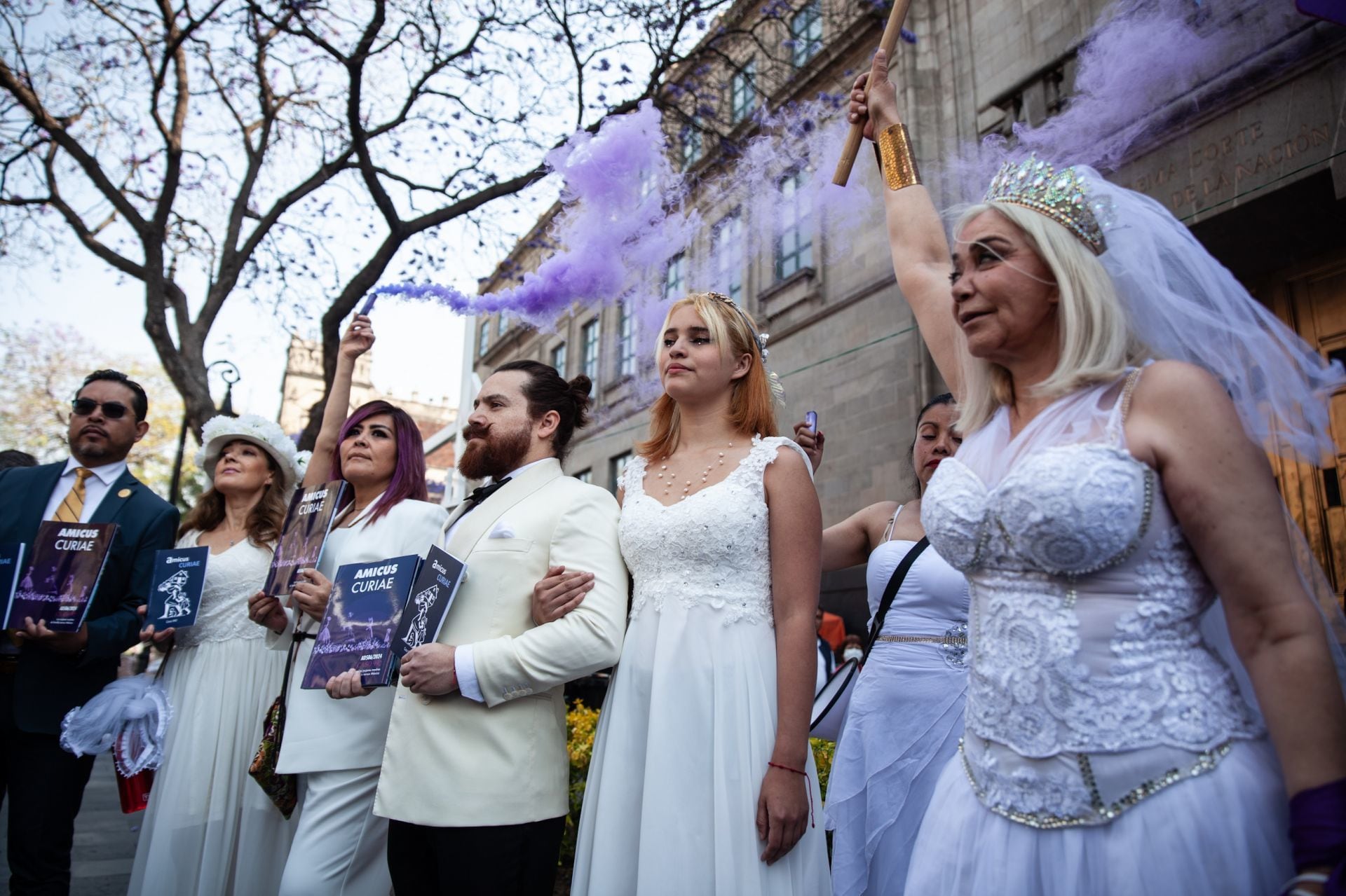 Mujeres del colectivo 'Caso 992' protestan contra la violencia vicaria.