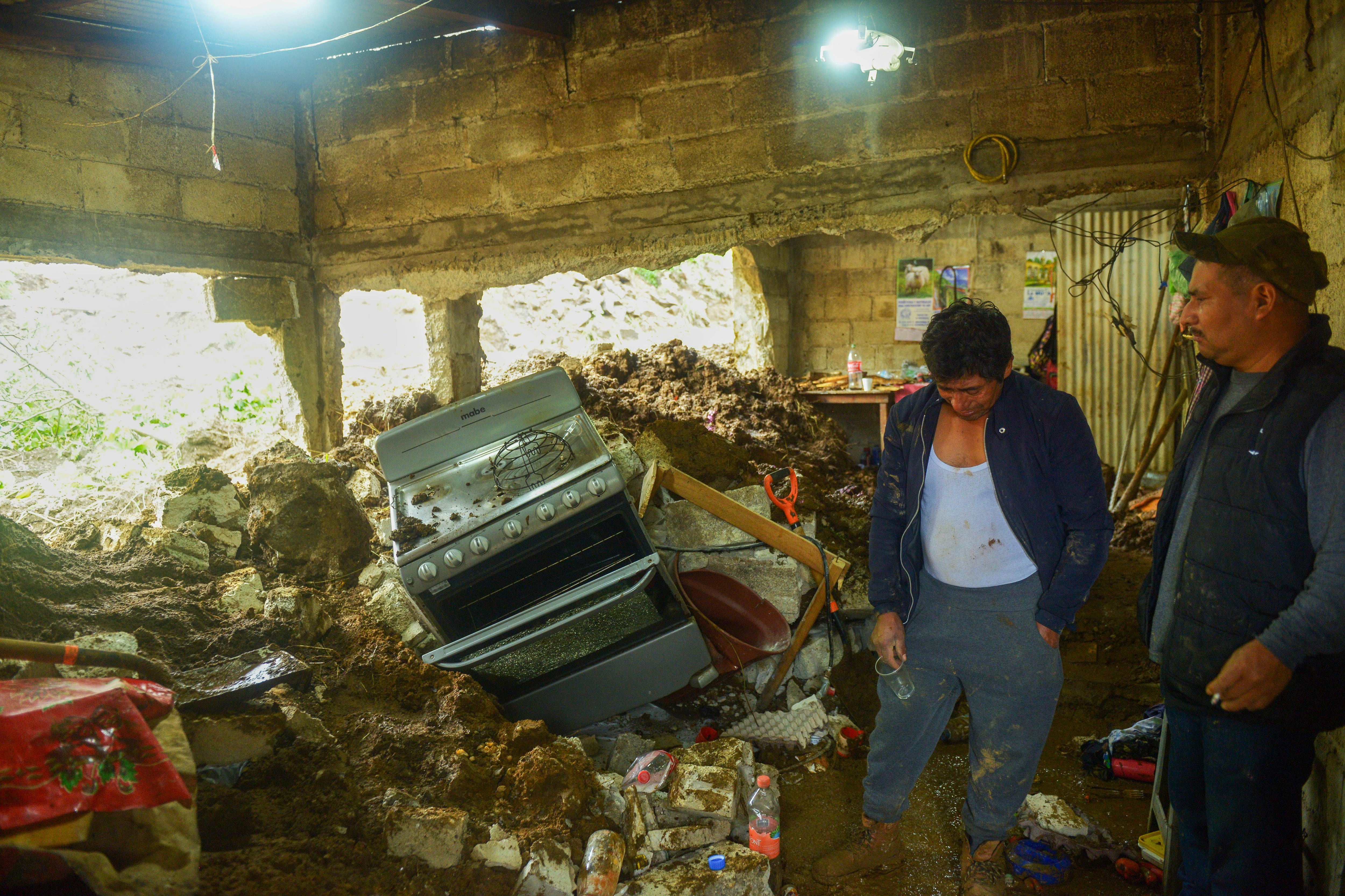 ‘Chris’ daña 1,500 viviendas en Veracruz y Beryl pegará dos veces