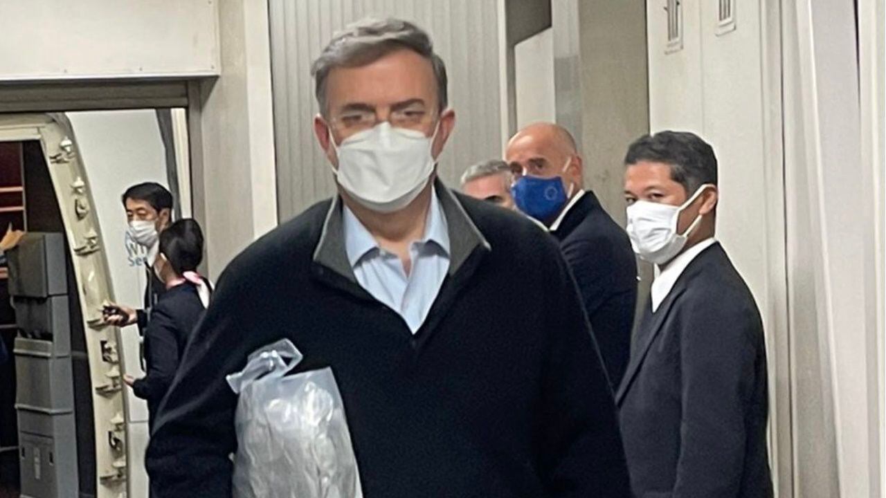 Marcelo Ebrard continúa ‘tour funerario’: Llega a Japón para despedir a Shinzo Abe