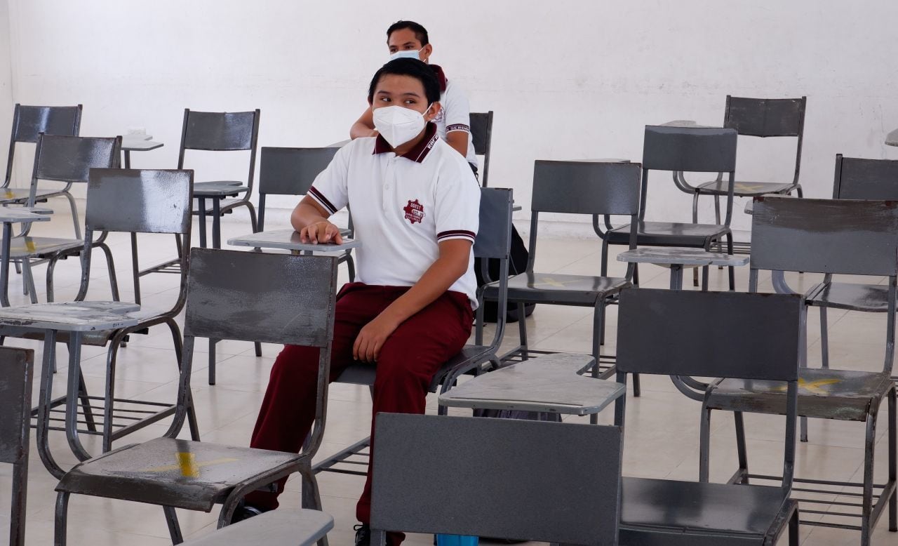 Primera semana de clases presenciales en Guanajuato deja 13 casos de COVID