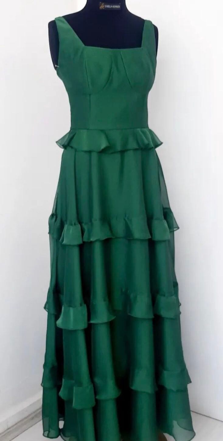 Los vestidos de Izabella Almanza son hechos a la medida. (Foto: Instagram / @izabella_almanza)