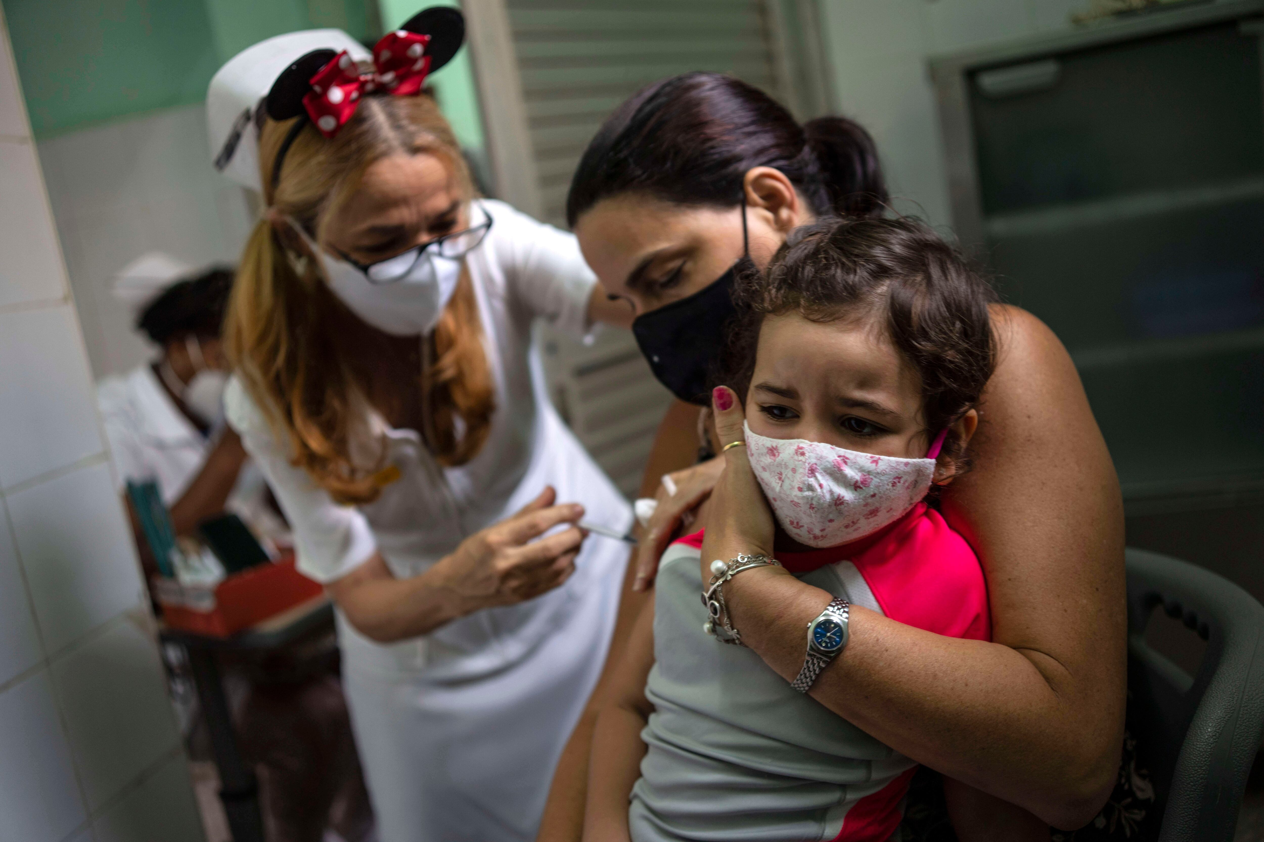 Cuba, a la cabeza de vacunación COVID a menores: inicia campaña dirigida a niños de 2 a 10 años