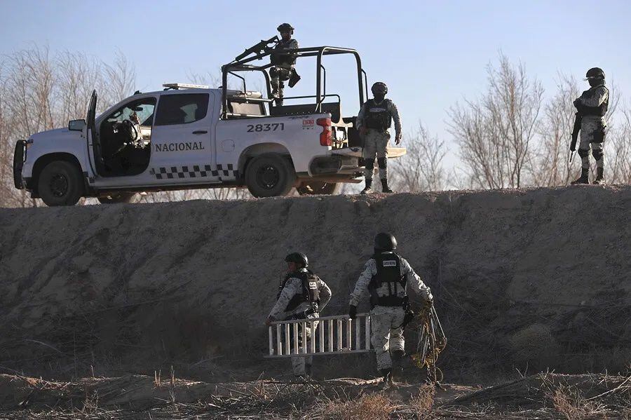 La vigilancia en la frontera podría generar un aumento en los riesgos para los migrantes. Foto: EFE