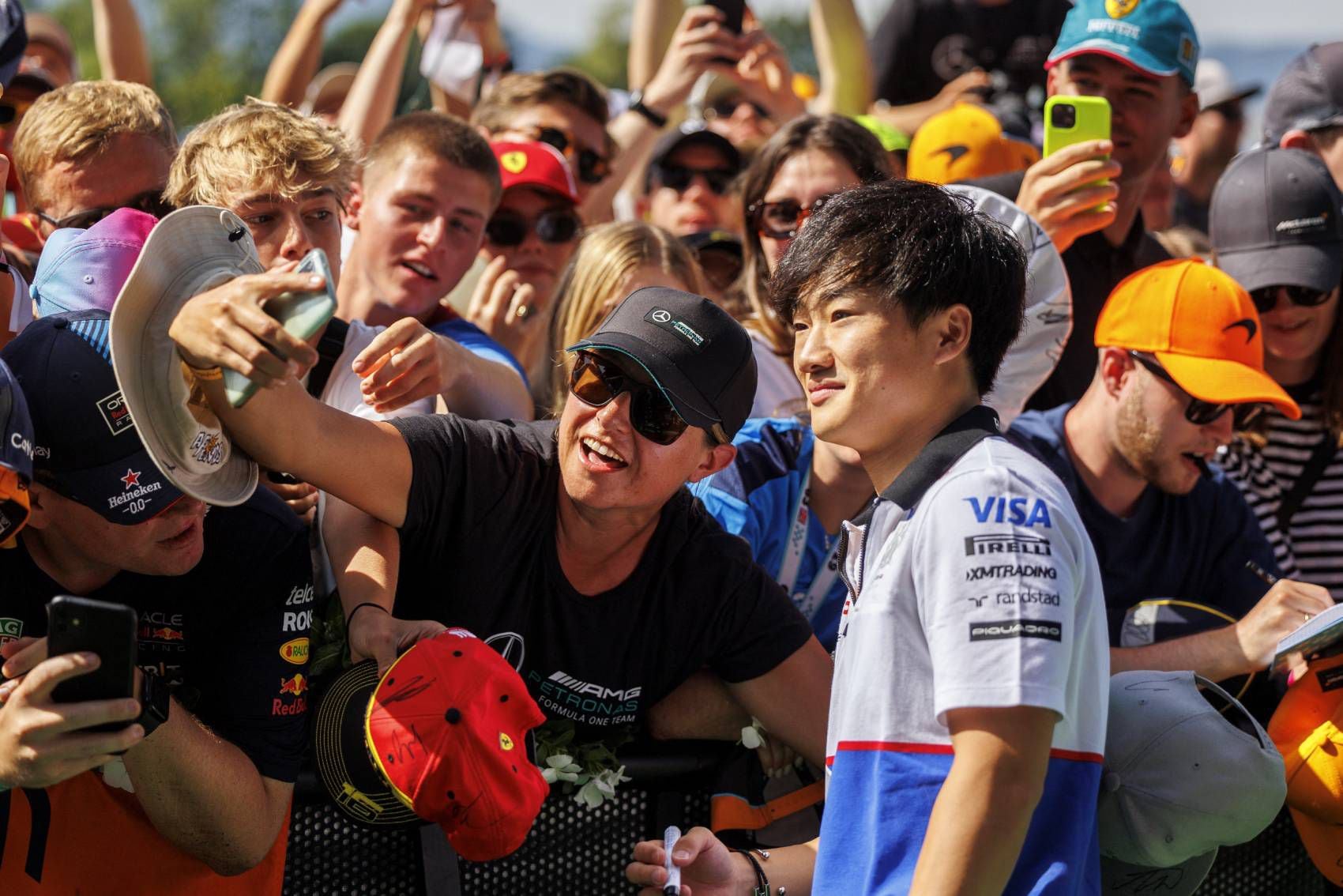 Yuki Tsunoda es piloto de la escudería RB. (Foto: AFP)