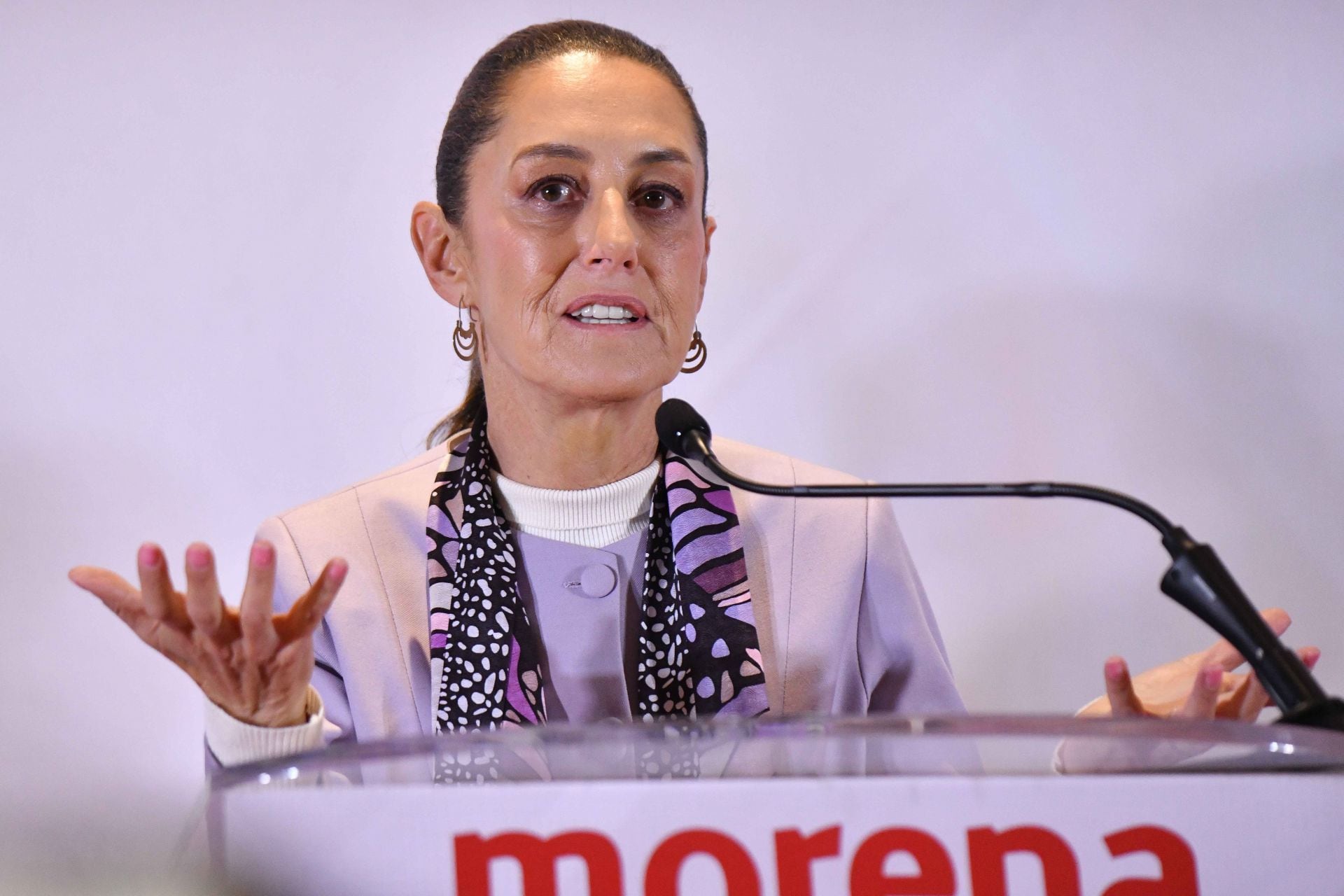 Claudia Sheinbaum, candidata a la presidencia de Morena, presentó a su equipo de campaña.