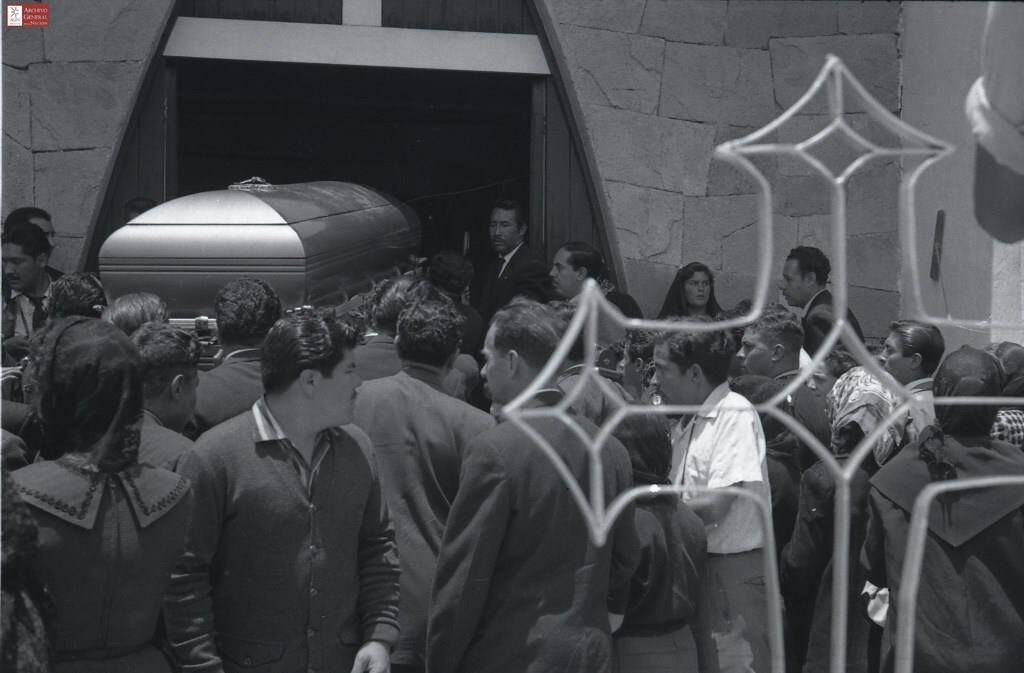 Sepelio de Pedro Infante en 1957. (Foto: Facebook / @Archivo General de la Nación)