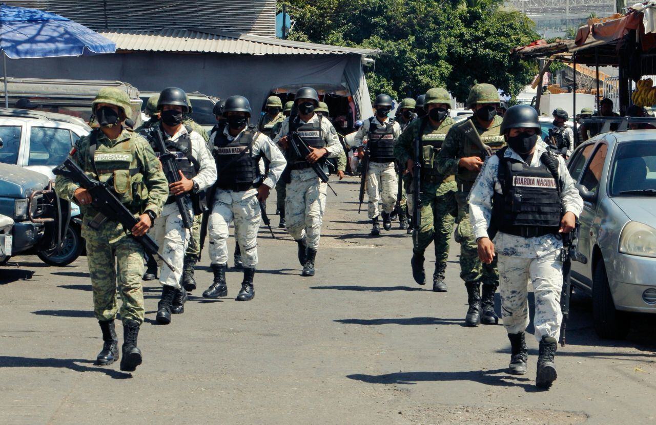 Secuestran a dos mujeres militares en Puerto Vallarta