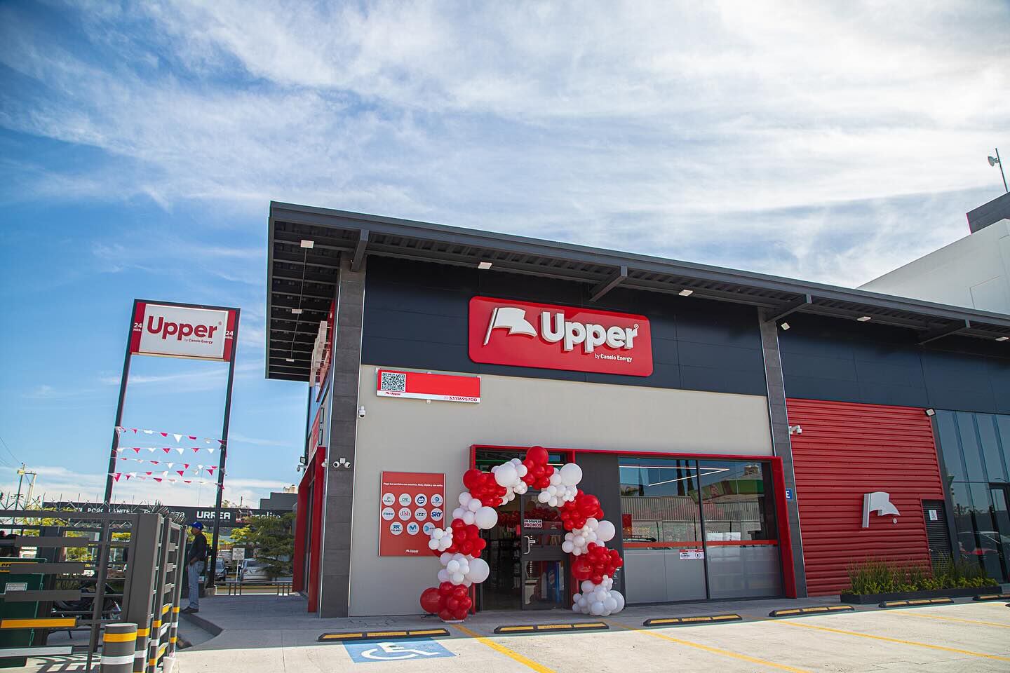 Upper es un negocio que surgió de las gasolineras de 'Canelo' Álvarez.  (Foto: Facebook / @Upper by Canelo Energy)