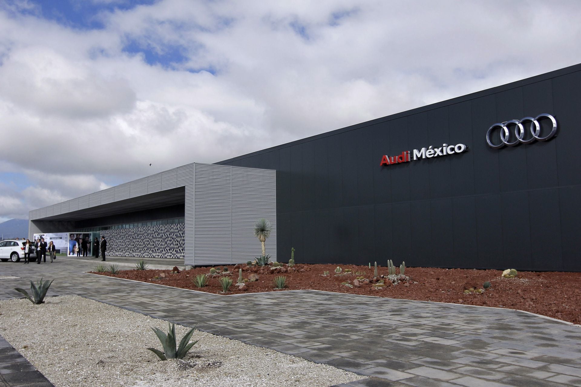 Audi ‘salva’ producción y evita huelga en planta de Puebla; acuerda incremento salarial del 9.4%