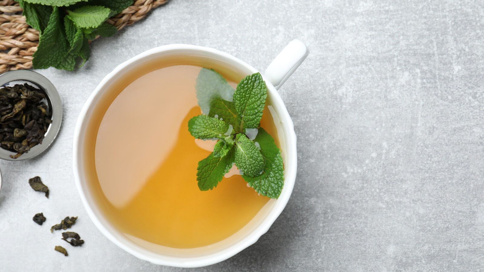 Tomar té de hierbabuena puede traer beneficios a tu salud.  (Foto: Shutterstock)