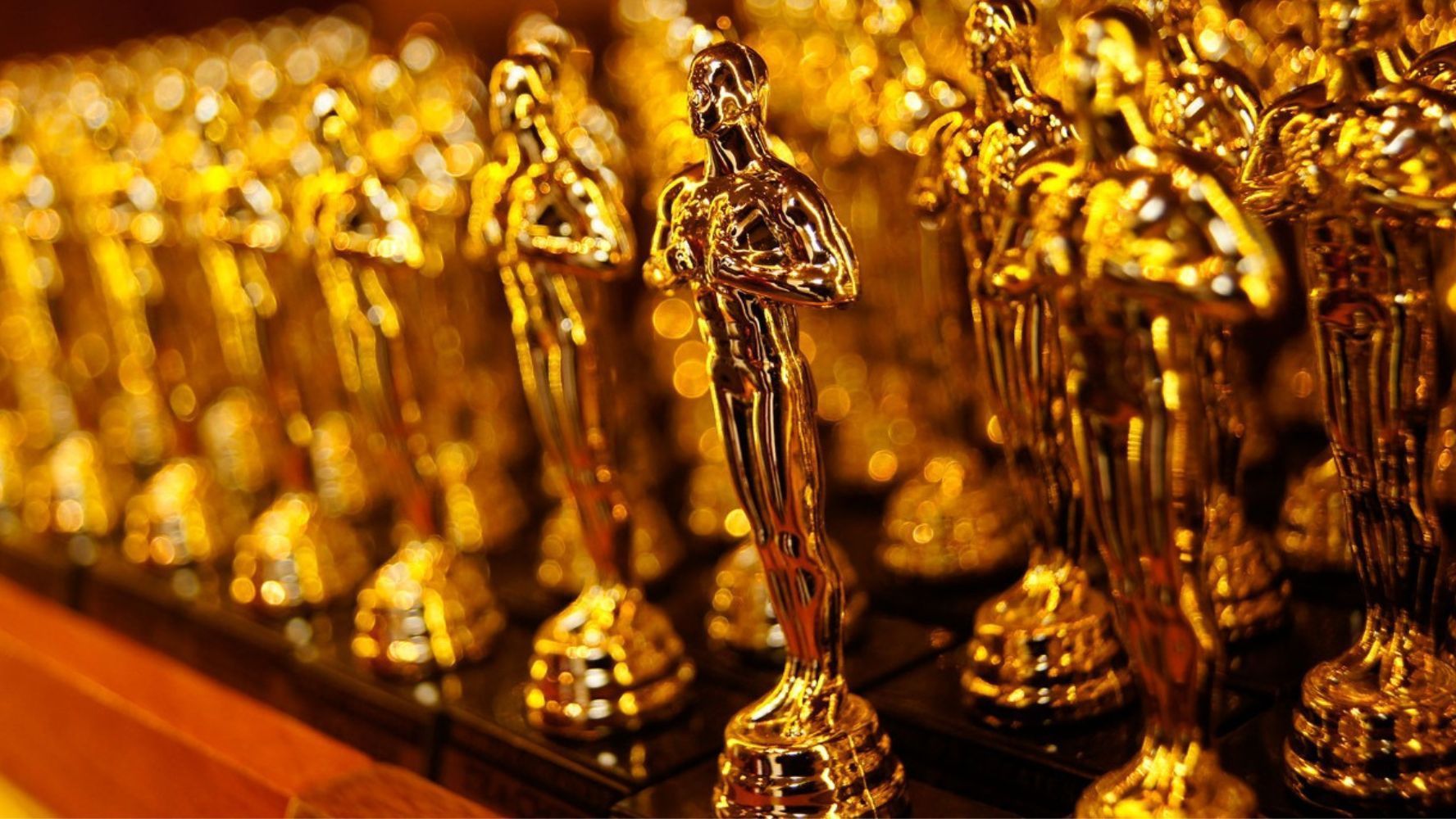 Los ganadores del premio Oscar reciben su estatuilla en medio de una ceremonia televisada. (Foto: Shutterstock)