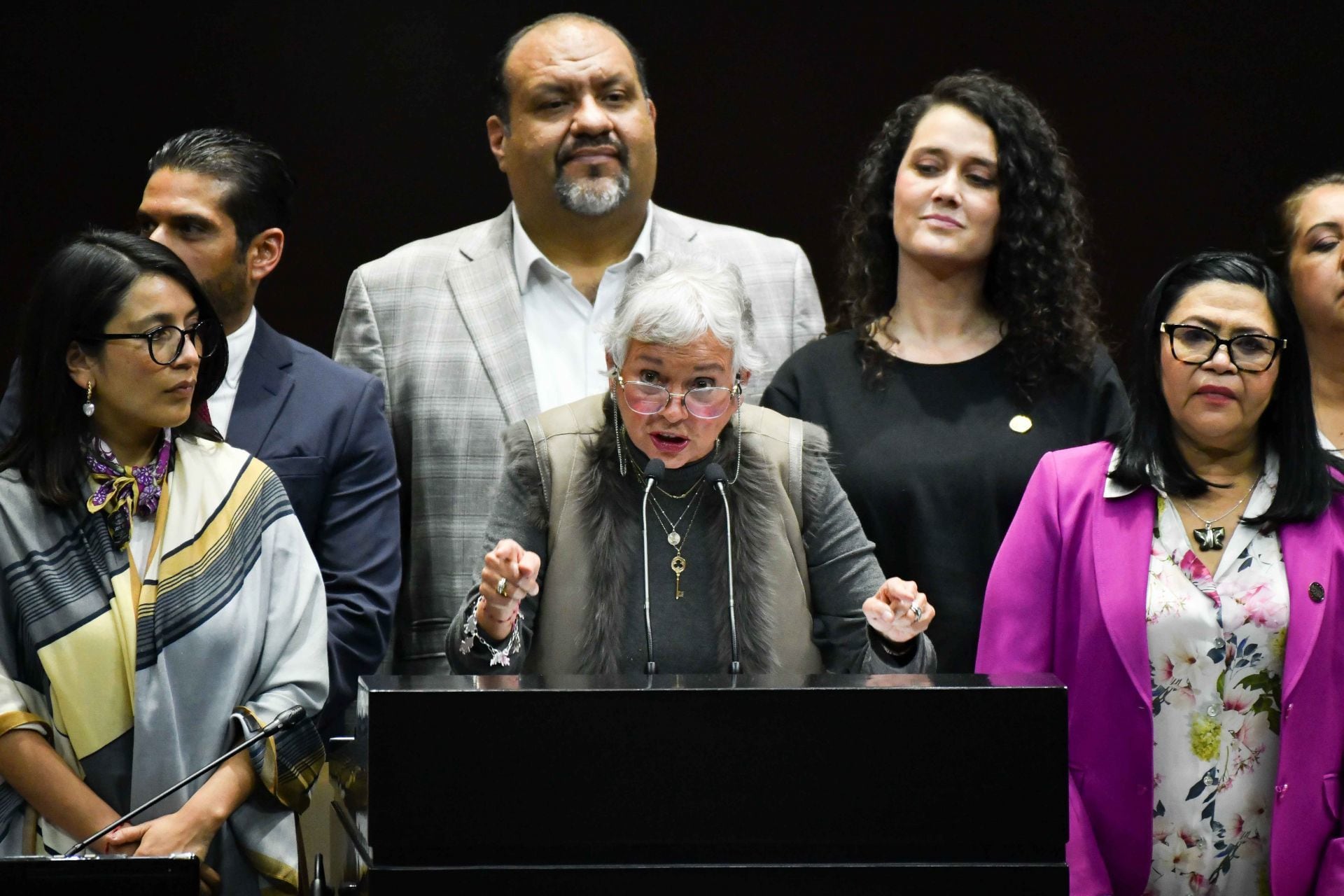 Olga Sánchez Cordero justificó la reforma para eliminar el INAI y otroa organismos autónomos.