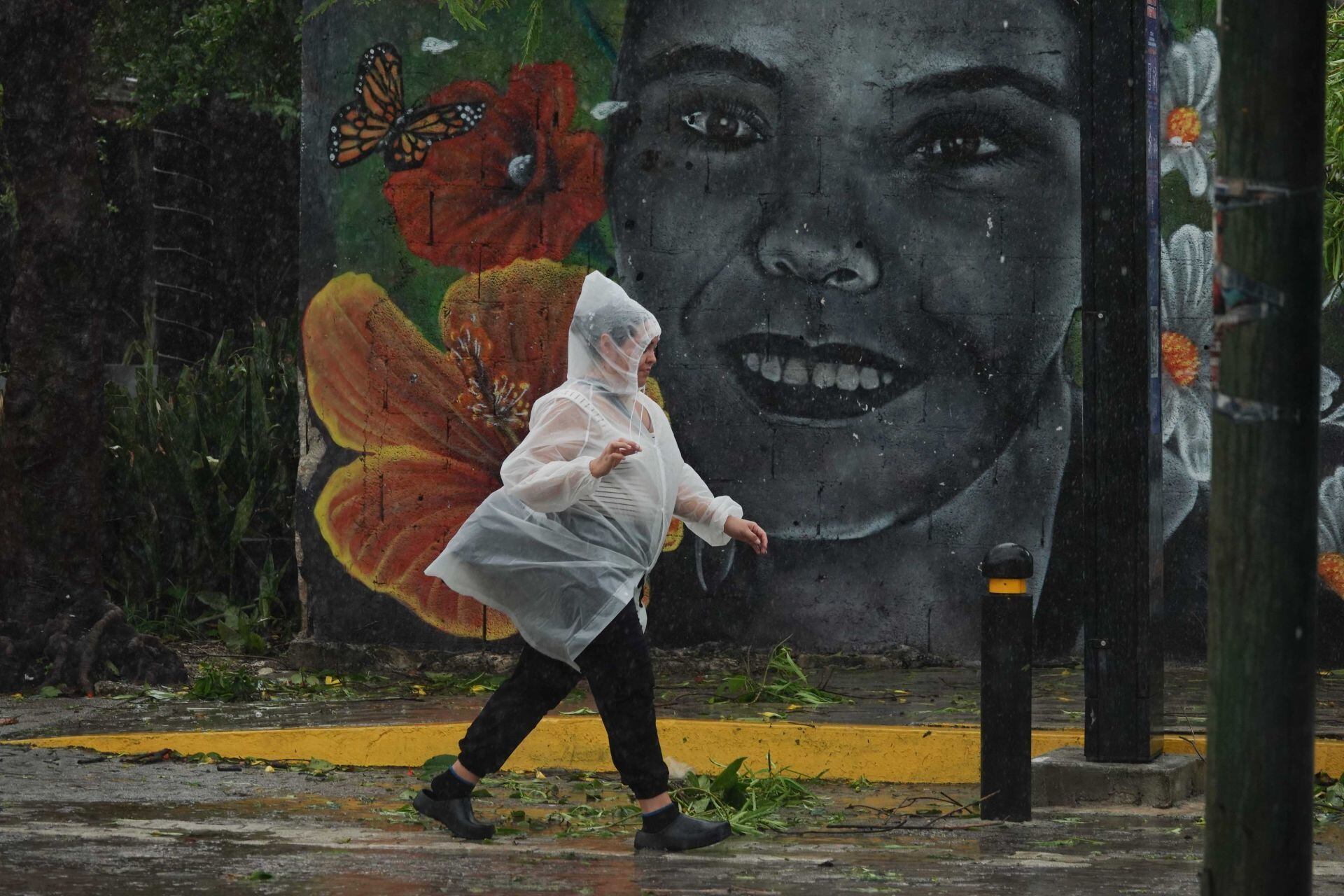 Nuevo León y Tamaulipas, en alerta por ‘Beryl’: ¿En qué municipios lloverá más por el ciclón?