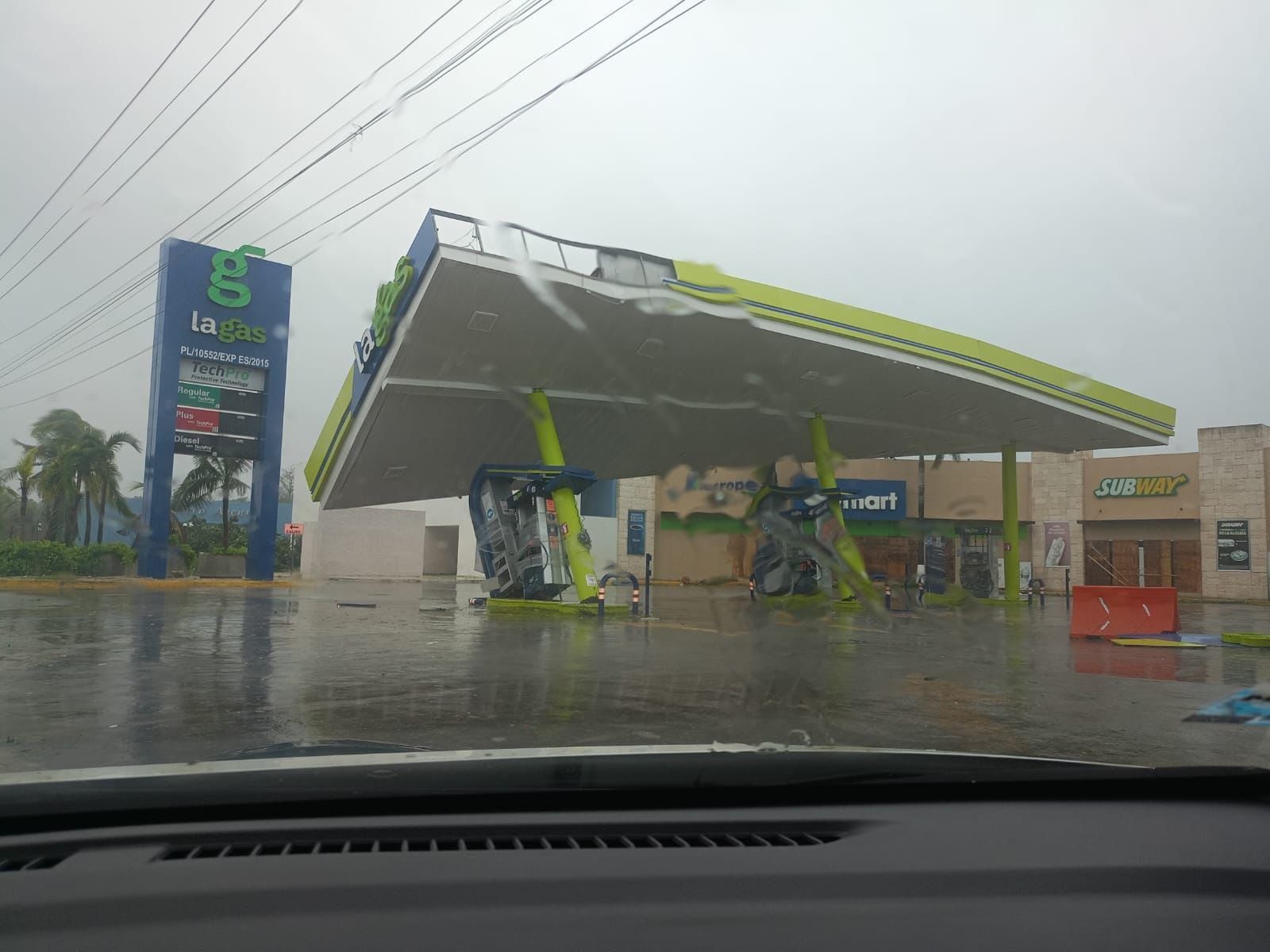 El huracán 'Beryl' ha dejado afectaciones tras su paso por Quintana Roo. Foto: @MaraLezama
