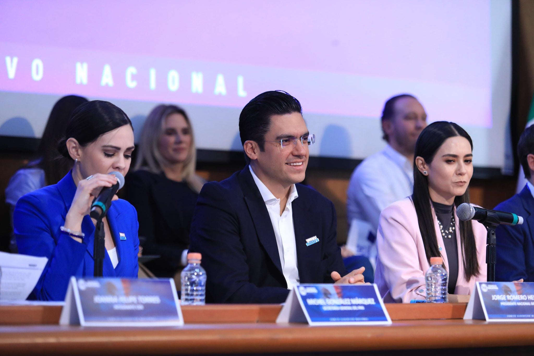 El PAN dio su propuesta de acciones para enfrentar una guerra comercial con EU. (Foto: X Jorge Romero)