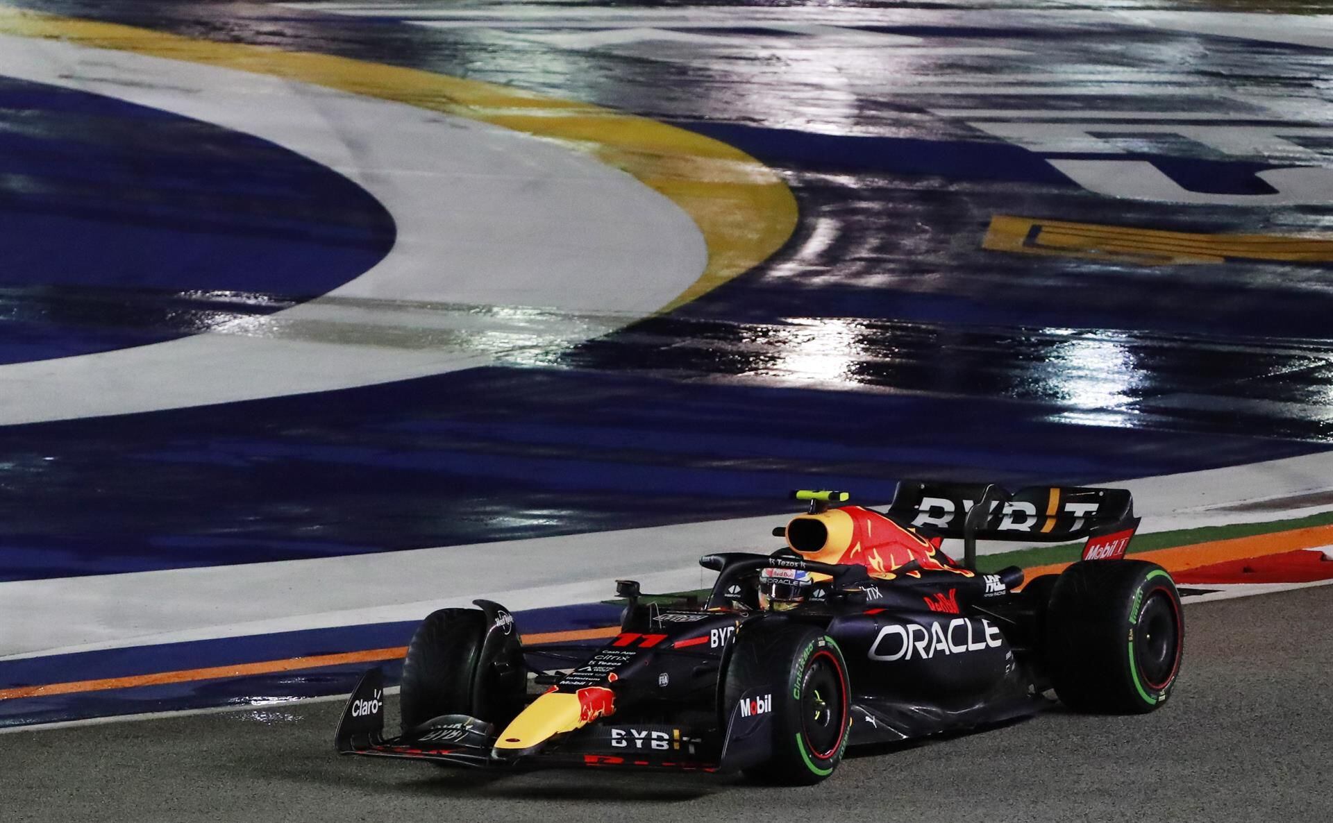 ‘Checo’ Pérez gana el GP de Singapur: Derrota en ‘duelazo’ a Leclerc