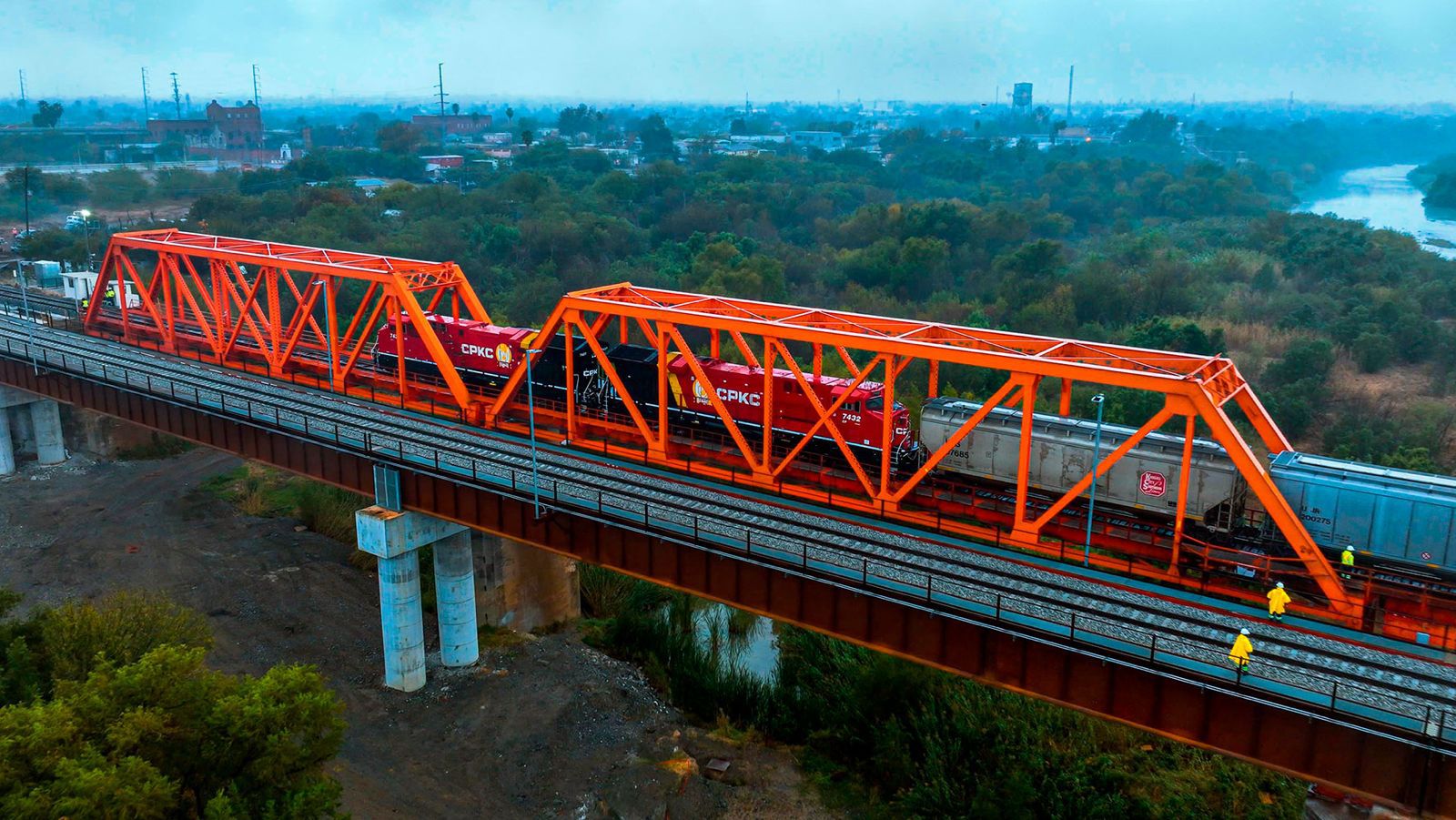 Ferrocarril Mexicano de carga tiende puentes en favor del comercio trilateral