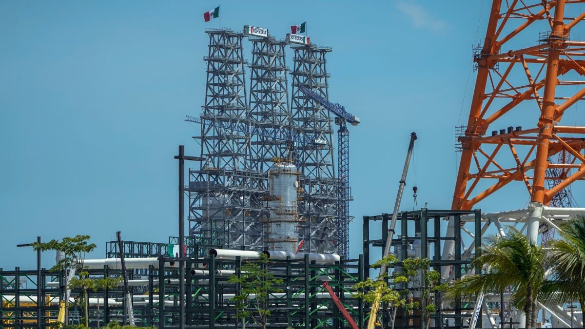 Refinería de Dos Bocas fracasa y en el panorama aparecen las amenazas de Donald Trump sobre el petróleo