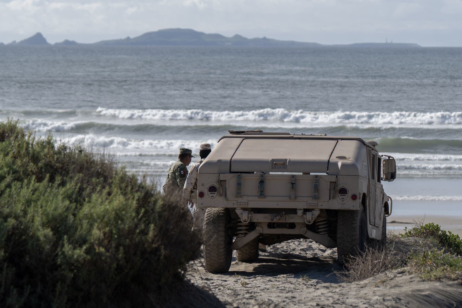 Detienen a líder militar tras la muerte de siete cadetes ahogados en Baja California