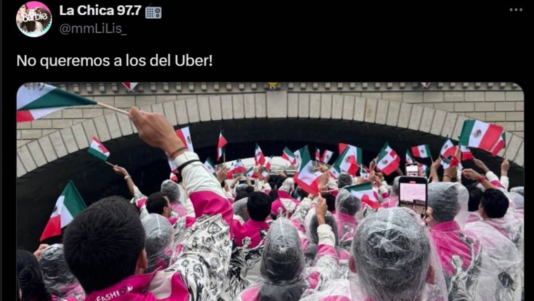 Los memes recordaron los colores de los taxis de la CDMX. (Foto: Redes sociales)