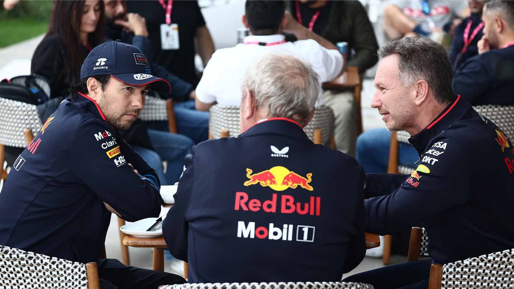 Christian Horner y Helmut Marko han hablado en reiteradas ocasiones del futuro de 'Checo´con Red Bull.