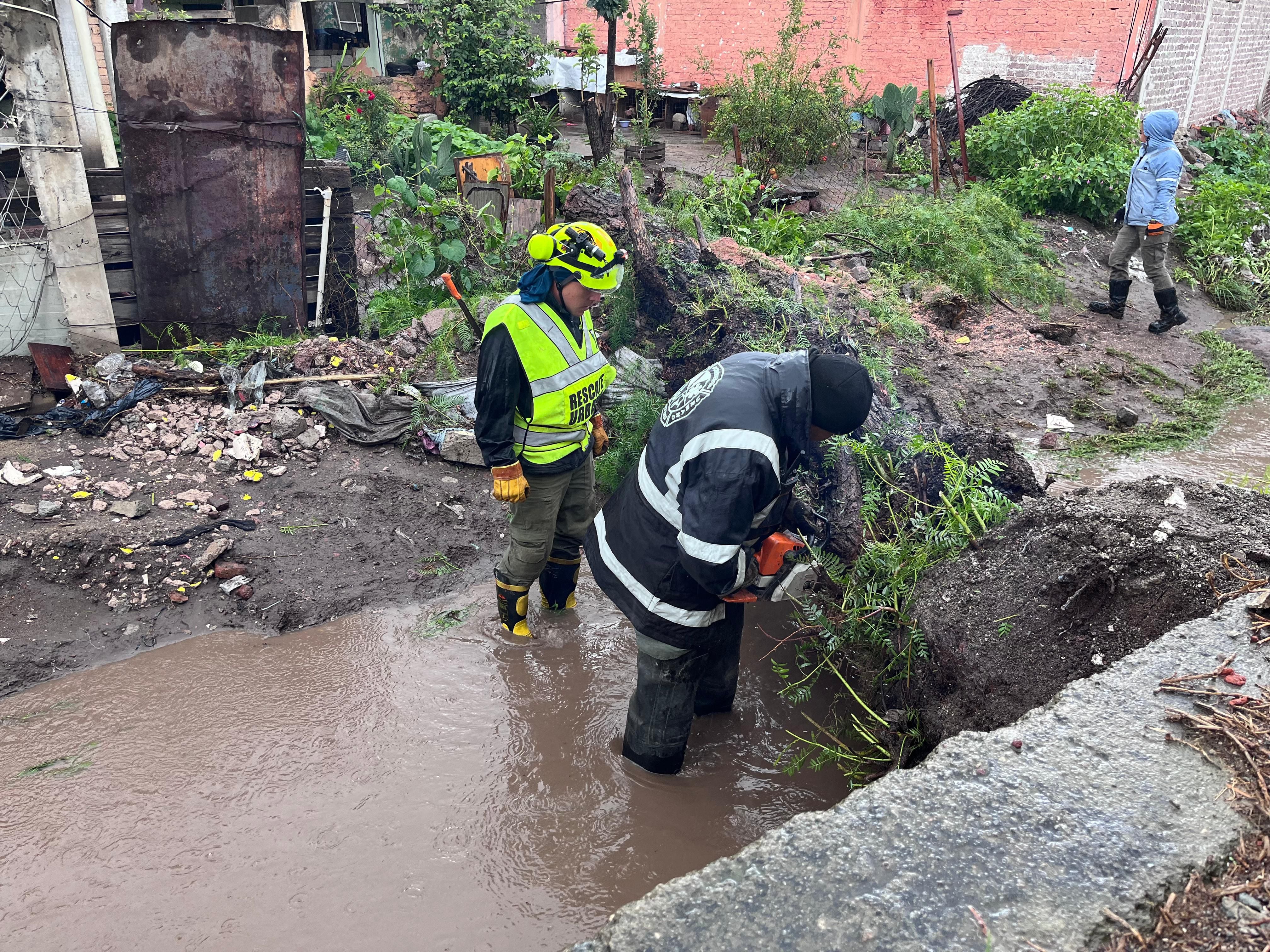 El alcalde de Ecatepec llamó al gobierno federal y estatal a rehabilitar las represas, antes de que causen daños en la temporada de lluvias.