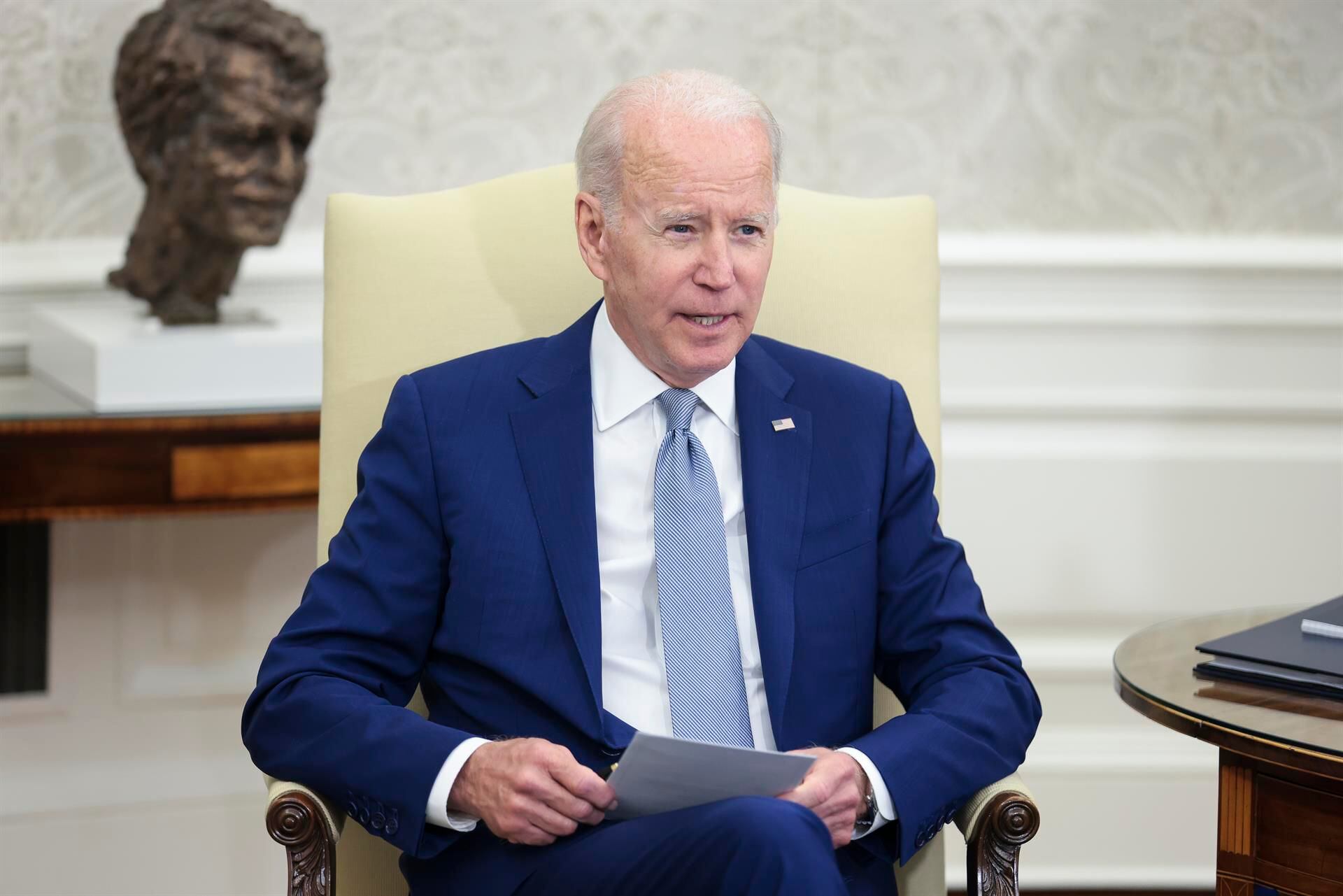 Biden anuncia que EU enviará más sistemas de misiles avanzados a Ucrania
