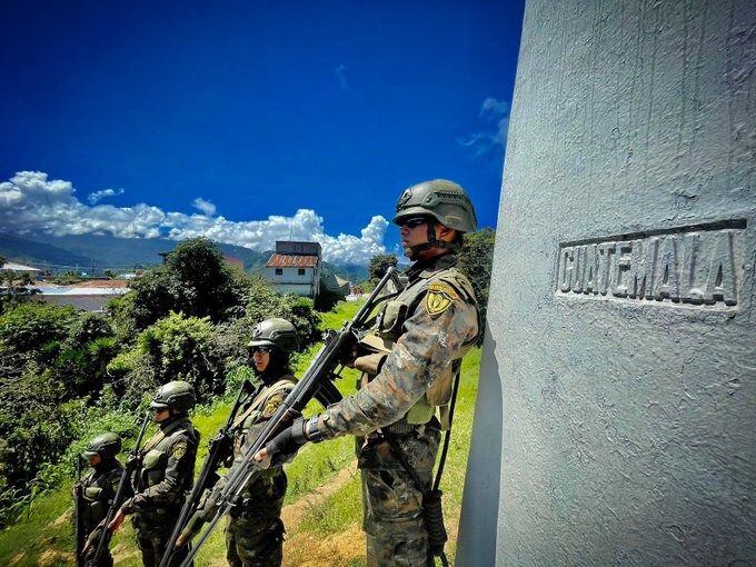 Violencia en Chiapas: Ejército de Guatemala intensifica blindaje de frontera con México