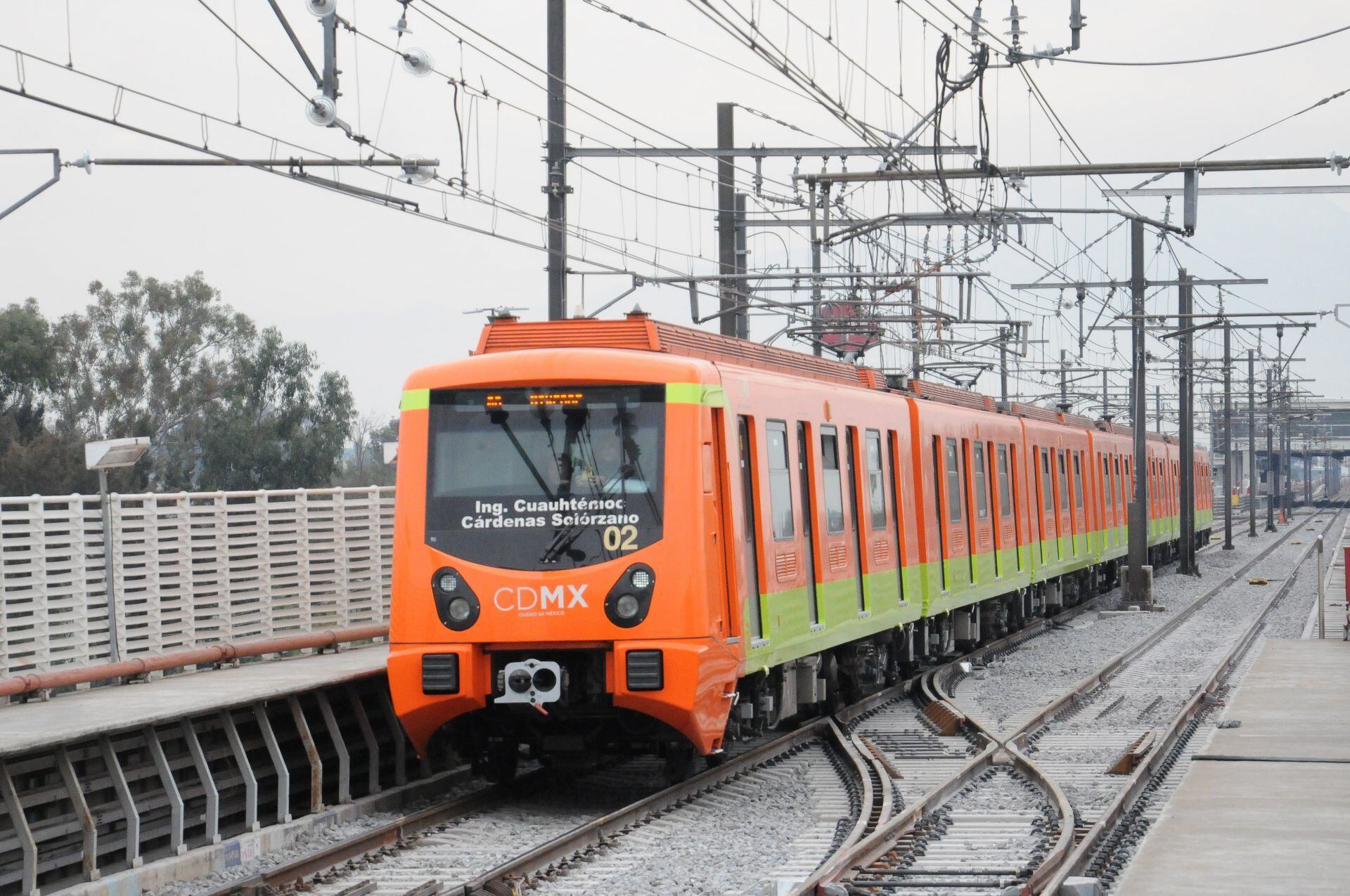 Metro de CDMX va ‘lentísimo’: ¿Por qué en la Línea A tardan en pasar los trenes hasta 30 minutos?
