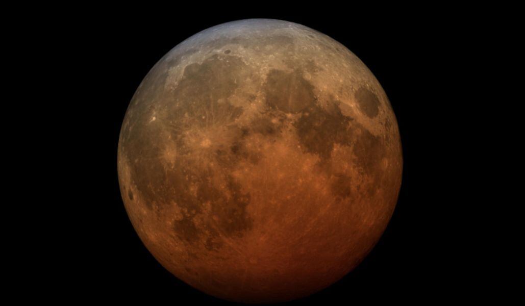 Al infinito y más allá: ¿Por qué Morena quiere legislar el espacio, incluida la Luna?